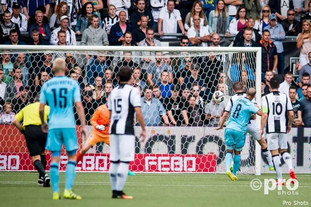 Feyenoord wint moeizaam van Heracles