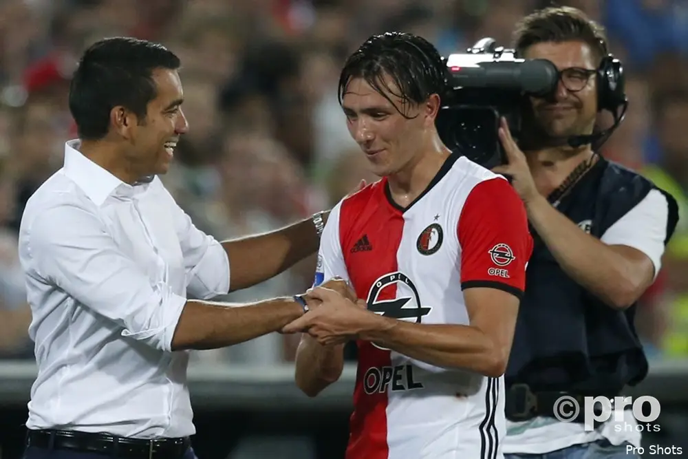 Legioen-leden ontvangen deze week nieuwe Feyenoord Magazine