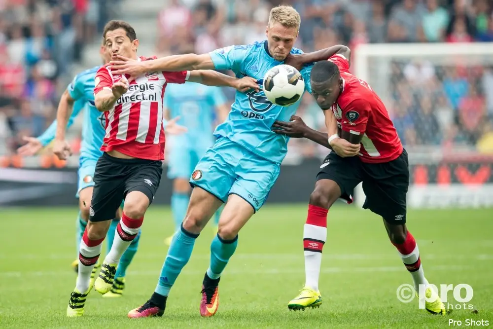 De tegenstander: Aanhaken of afhaken voor PSV