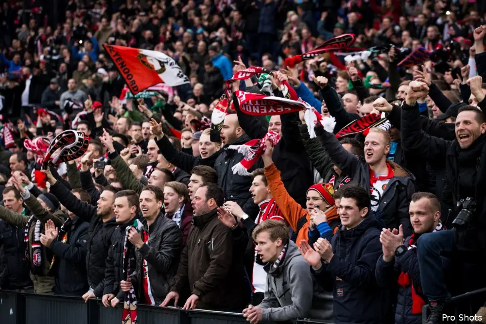 Napolitaanse politie beslist over kaarten Feyenoord