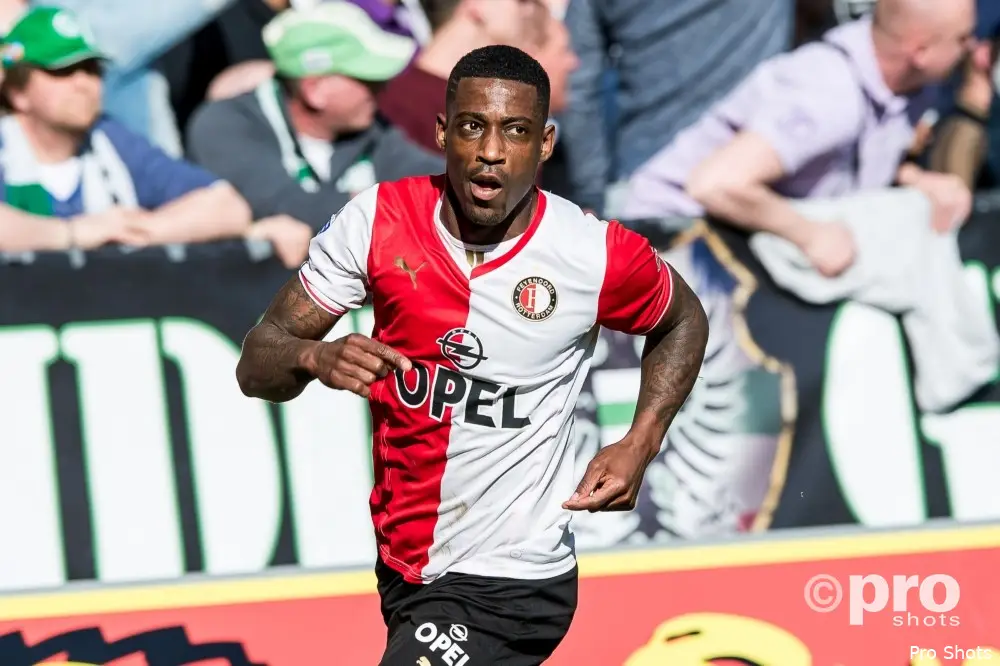 Zoontjes Schaken in jeugdopleidingen Feyenoord en Ajax