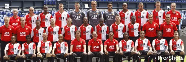 Definitieve selectiefoto gemaakt op voorplein De Kuip