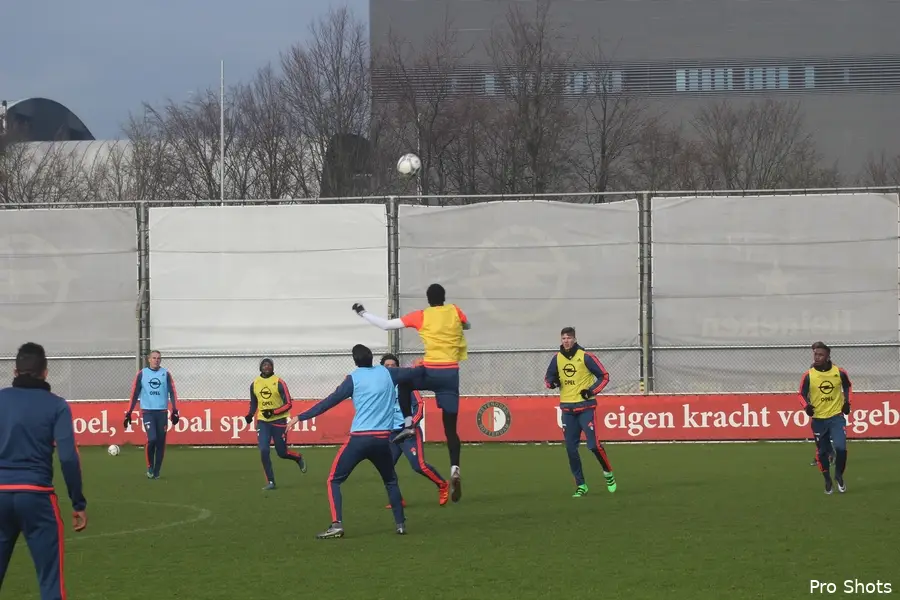 Feyenoord start voorbereiding op uitduel met AZ