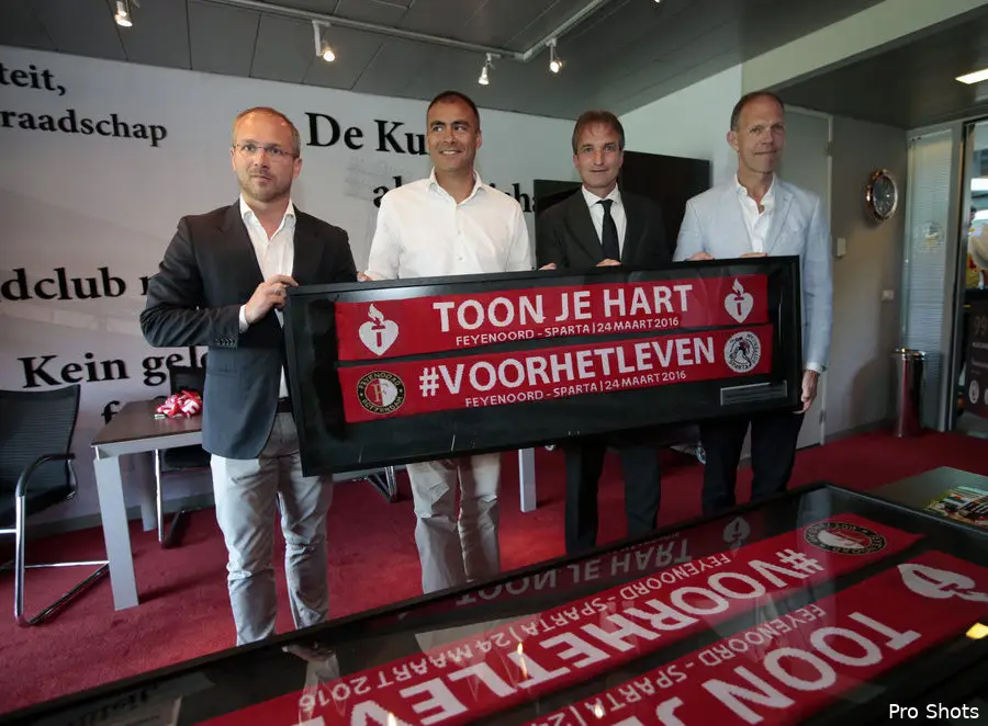 Benefietwedstrijd levert ruim 120.000 euro op voor Hartstichting