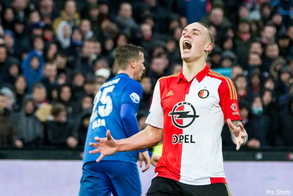 Elia niet op training; Karsdorp laat supporters schrikken