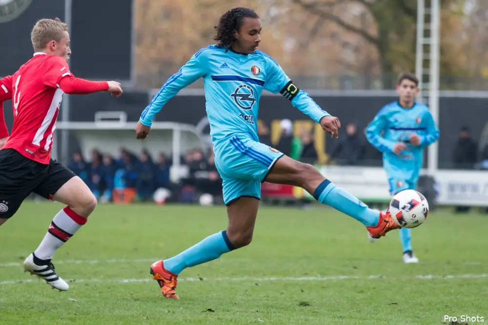 'Oud-Feyenoorders Chong en Zirkzee ronden huurtransfers af'