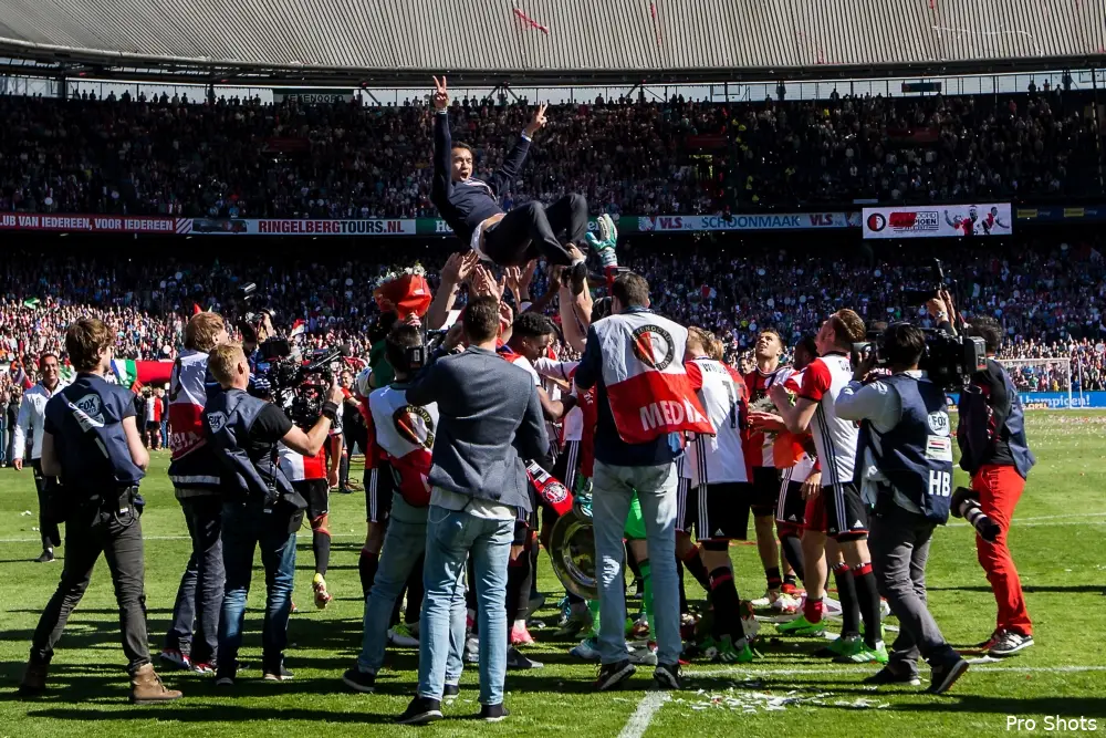 Van Bronckhorst in illuster rijtje Feyenoord-trainers