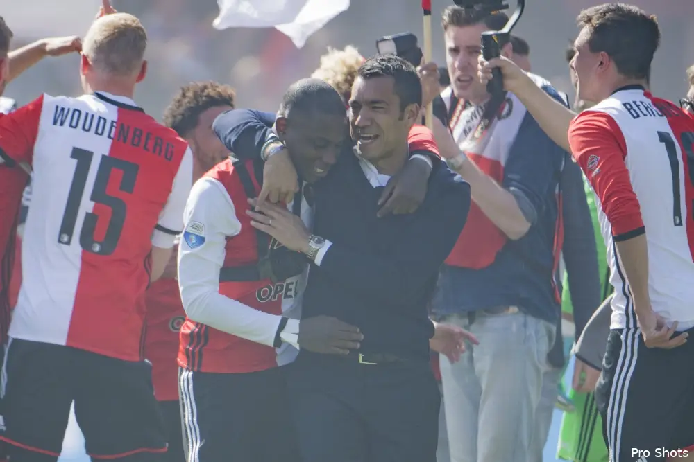 Elia: ''Van Bronckhorst was gewoon net m'n vader''