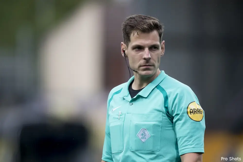 Kamphuis fluit Feyenoord - NAC Breda