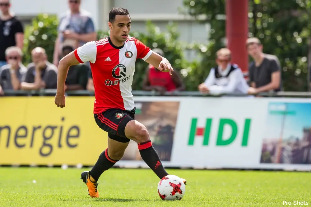 Vermoedelijke basiself: Amrabat en St. Juste starten