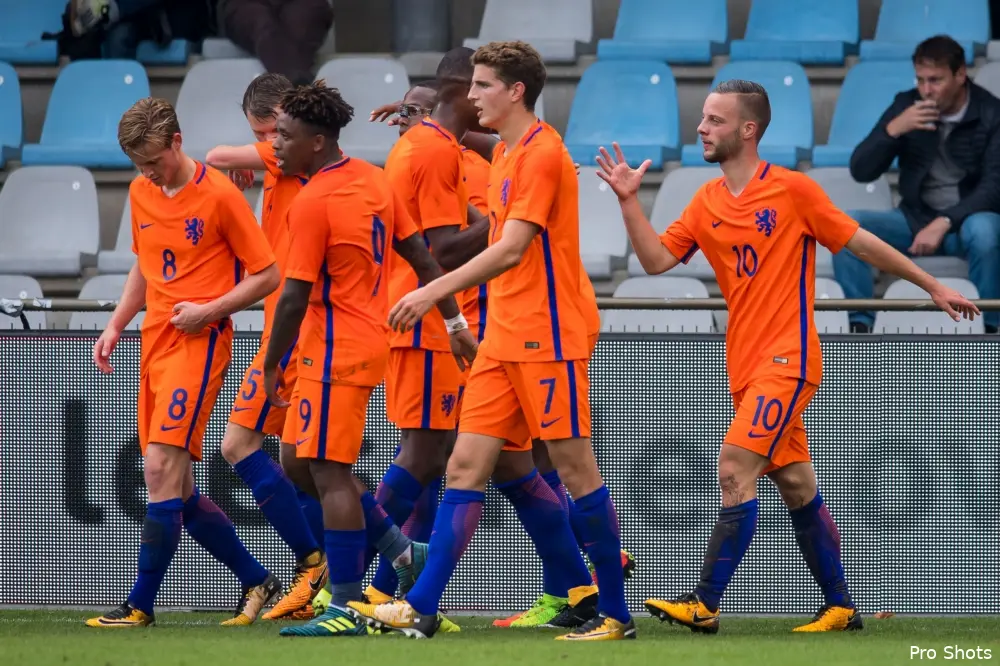 Jong Oranje en St Juste spelen gelijk tegen Engeland