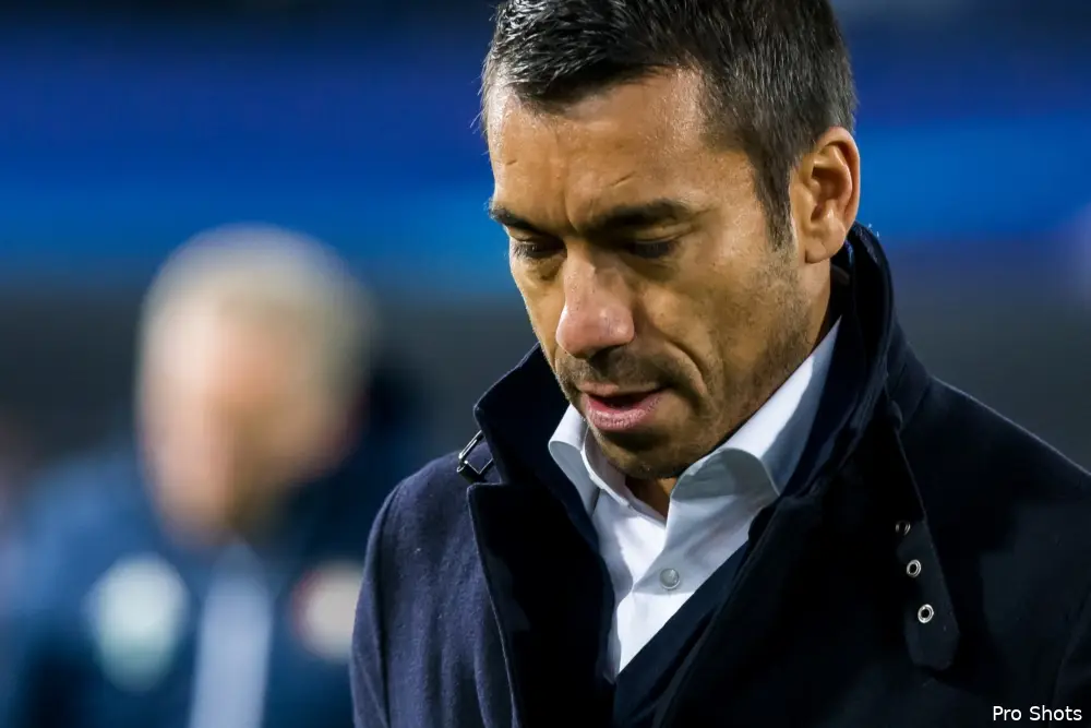 Van Bronckhorst: ''Ik verwijt mezelf deze nederlaag''
