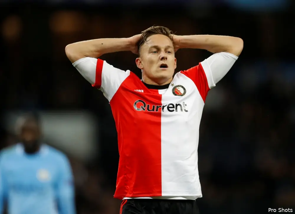 Sterk Feyenoord verliest in slotfase van City