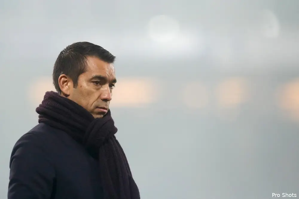Van Bronckhorst: ''Druk? Die voel ik al 2,5 jaar''