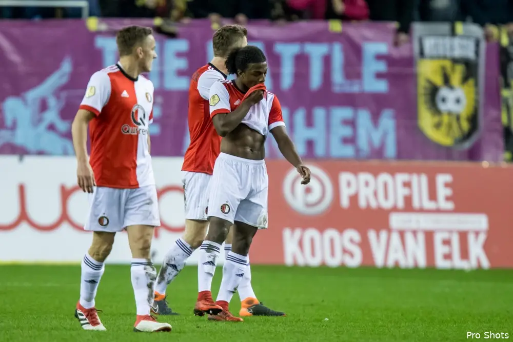 Feyenoord met negen man onderuit in Arnhem