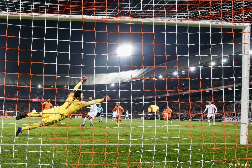 Voetbalwereld geniet: ''Love De Kuip''