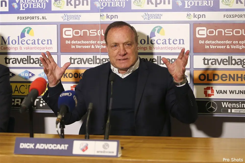 Driessen: ''Geef Advocaat twee of drie maanden''