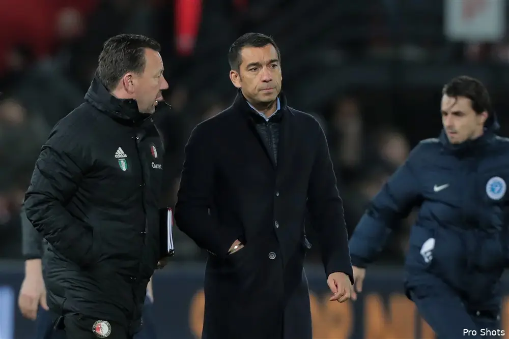 Van Bronckhorst: ''Belangrijk om weer uitwedstrijd te winnen''