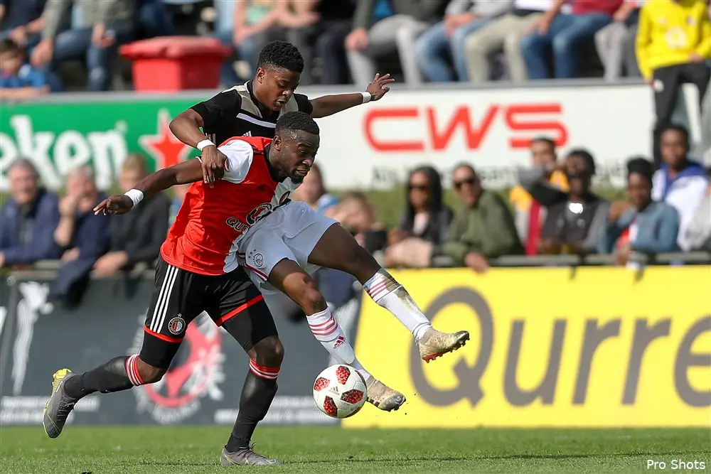 Afgelopen | Feyenoord O/19 - Ajax O/19 (5-3)