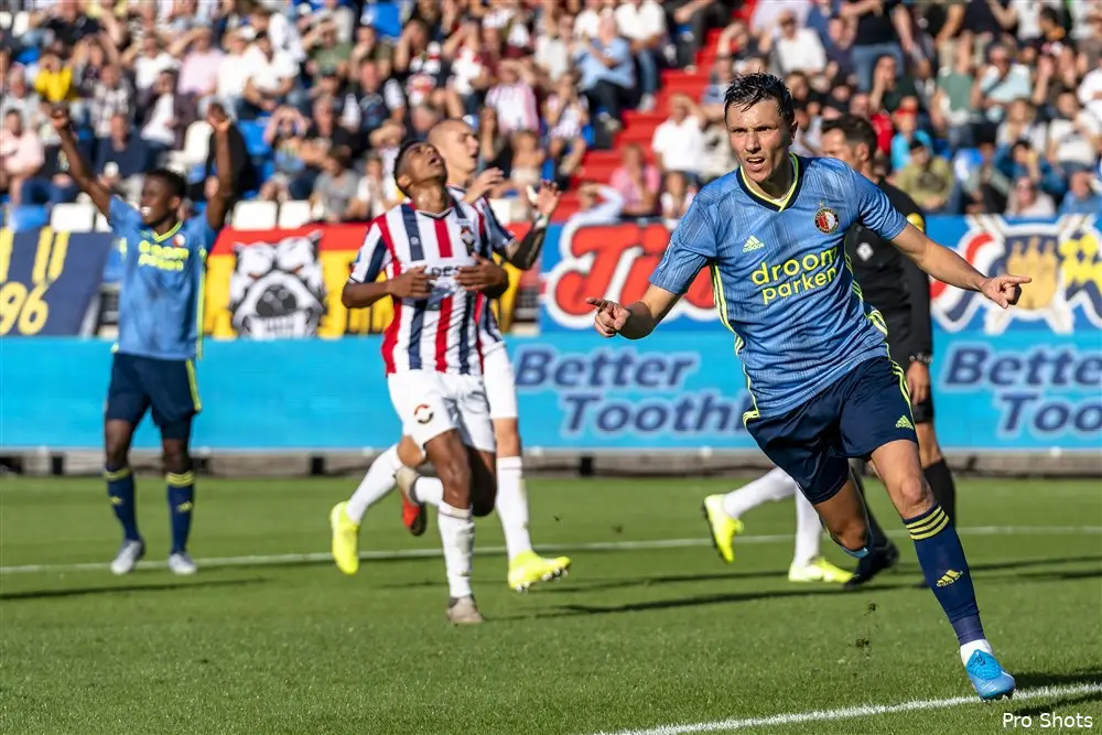 Feyenoord boekt in Tilburg eerste competitiezege