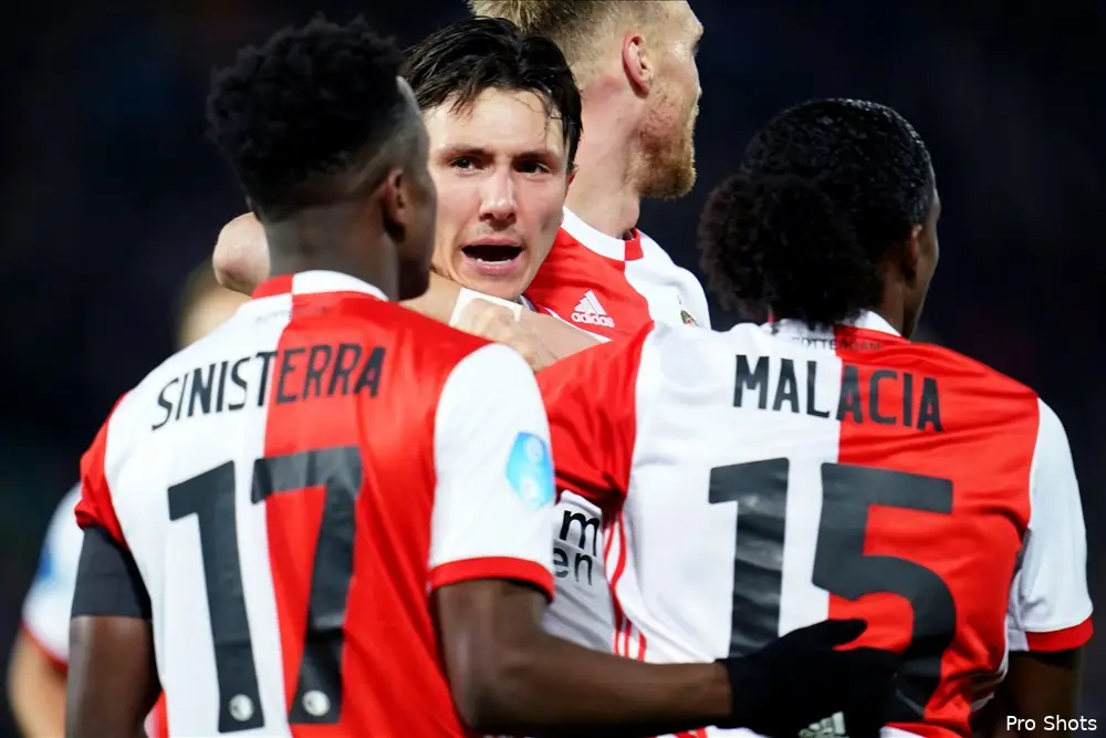 ''Op de tribune voel je een wedstrijd al kantelen''