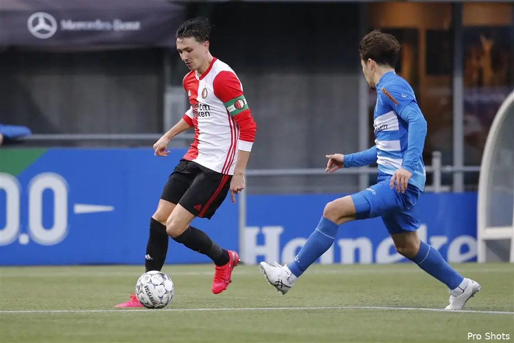 ''Berghuis heeft toch veel meer rendement dan Ziyech?''