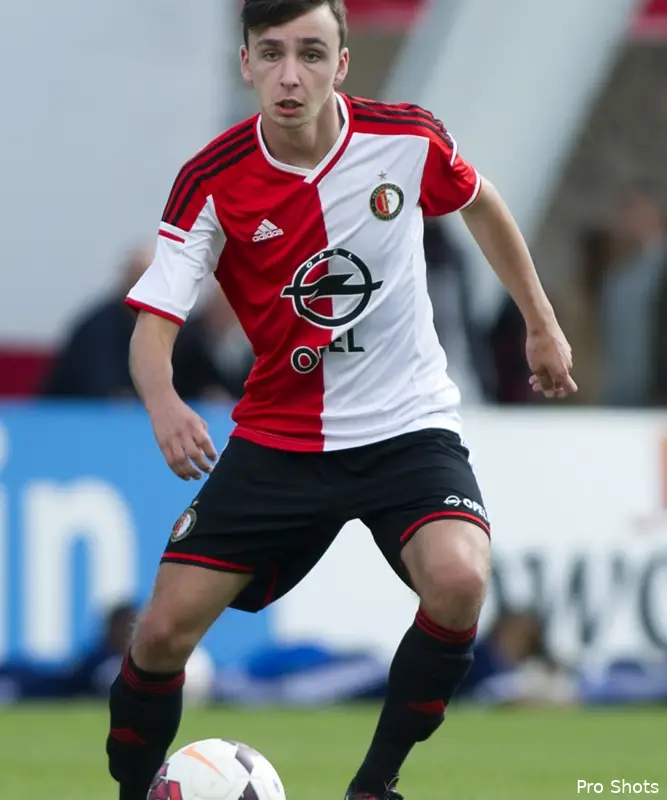 Feyenoord-talent: ''Het eerste? Ik ga enorm mijn best doen''