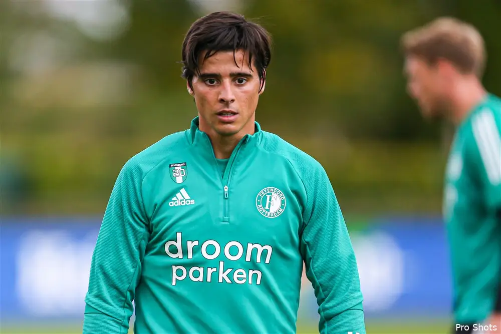 Feyenoord traint met Teixeira en internationals op 1908
