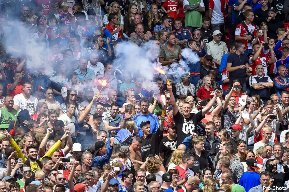 Feyenoord - Olympiakos stijf uitverkocht