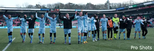 Scoor voordelig een Feyenoord uitshirt!