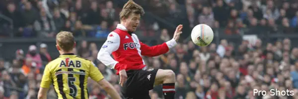 Vechtend Feyenoord ziet kans op play-offs slinken