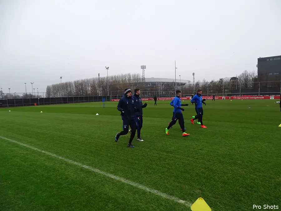 Elia en Karsdorp ontbreken op Varkenoord