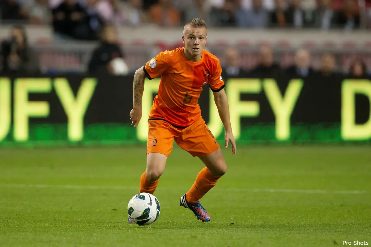 Clasie: \'Accepteer uitleg Van Gaal volledig\'