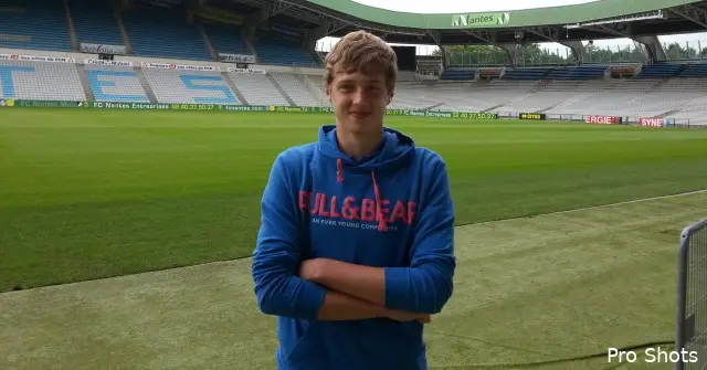 \'16-jarig Pools keeperstalent wekt interesse Feyenoord\'