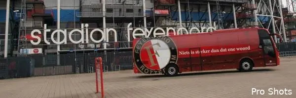 Uitgebreid fotoverslag presentatie 'nieuwe' spelersbus