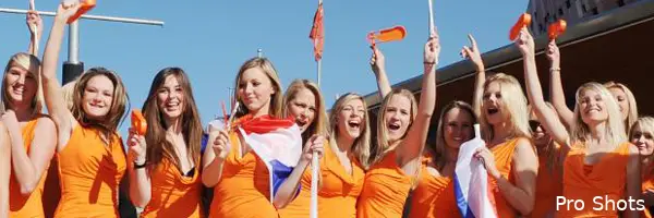 Voorbereidingen Oranjefeest in De Kuip (fotoverslag)