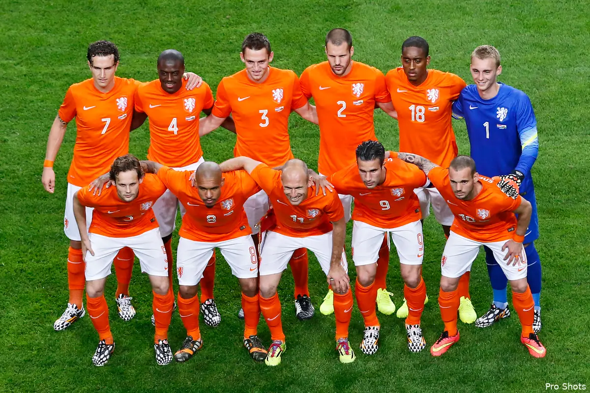 Oranje in kwartfinale, slecht nieuws voor Rutten