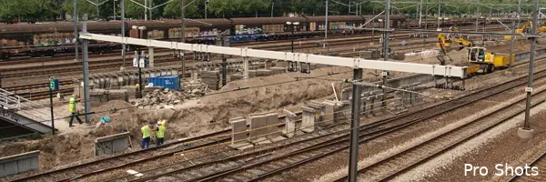'Treinverkeer aanstaande zondag in gevaar' (fotoverslag)