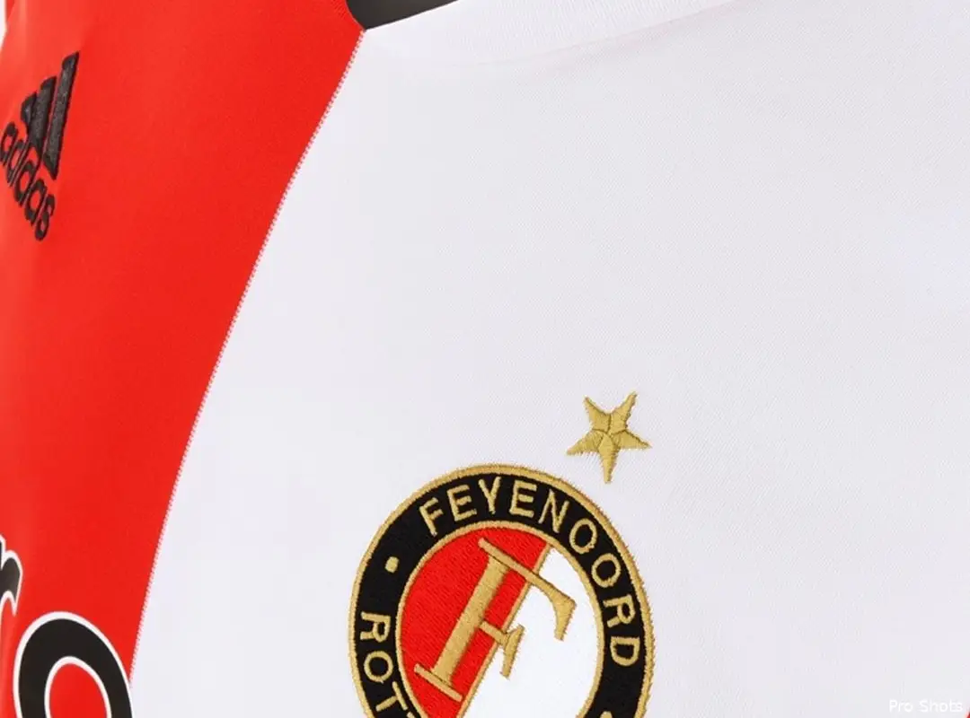 Feyenoord maakt het nieuwe thuisshirt bekend
