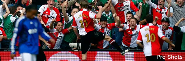 'Tomasson stopt met voetbal; morgen persconferentie'