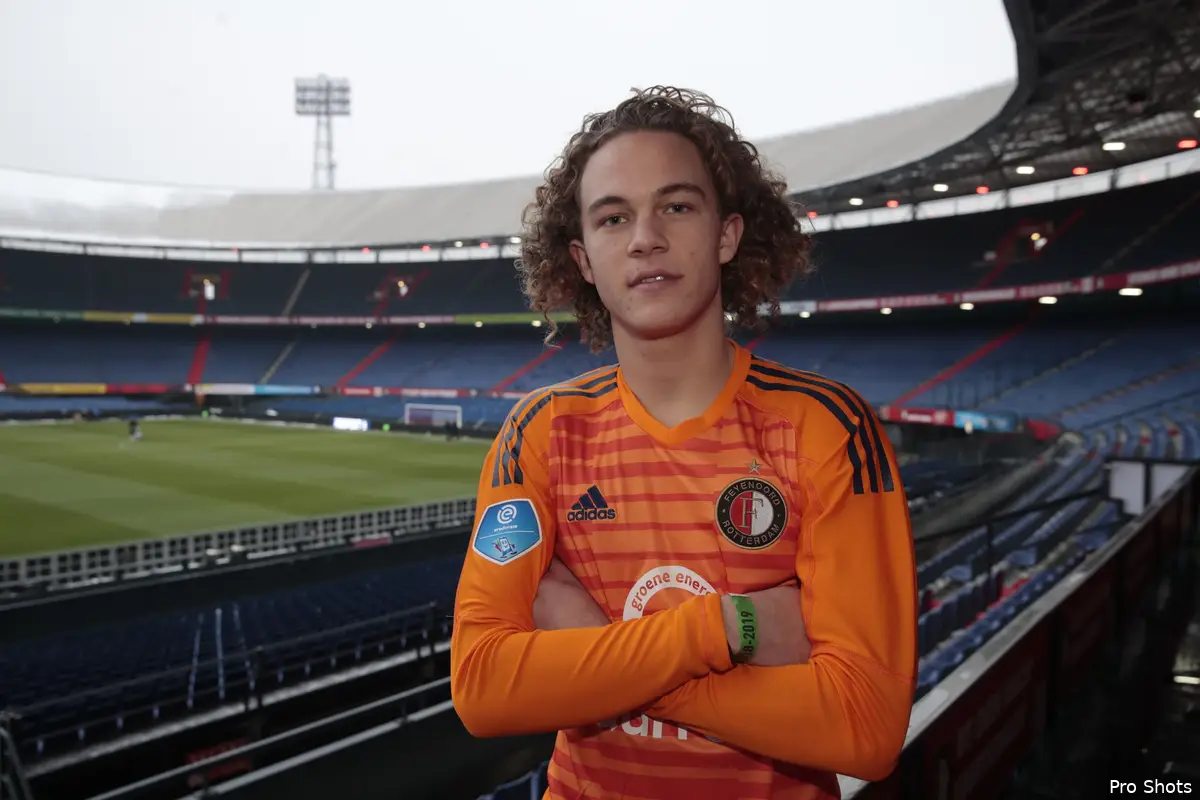 Feyenoord legt keeperstalent Tein Troost vast
