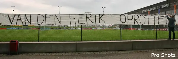 Van den Herik: 'Feyenoord niet transparant'