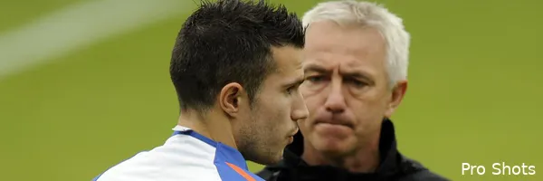 Van Marwijk houdt onverminderd vertrouwen in Van Persie