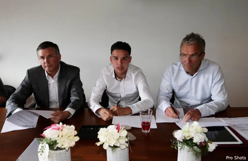 Verdonk zet handtekening: 'Droom die uitkomt'