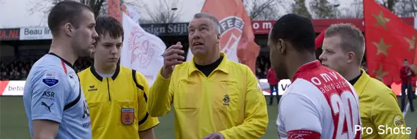 Vlaar vroegtijdig gewisseld met liesklachten
