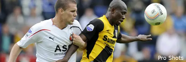 Vennegoor laat Feyenoord wachten, Amoah onhaalbaar