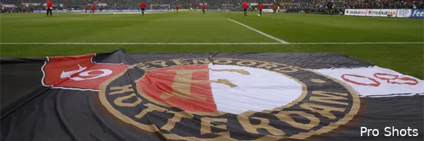 Het gras van De Kuip bij jou thuis
