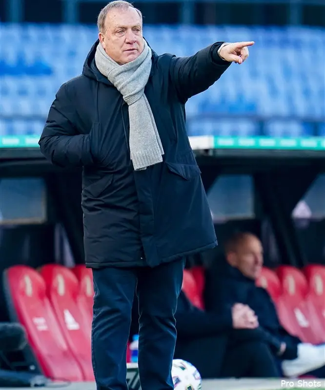 Advocaat: ''Normaal gesproken verlies je zo'n wedstrijd''