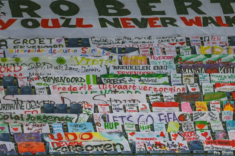 KNVB over verwijderen spandoeken: ''Dat is aan het stadion''