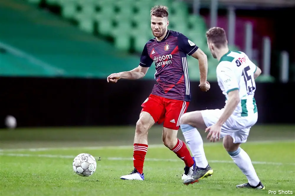 Nieuwkoop enkele weken niet inzetbaar voor Feyenoord